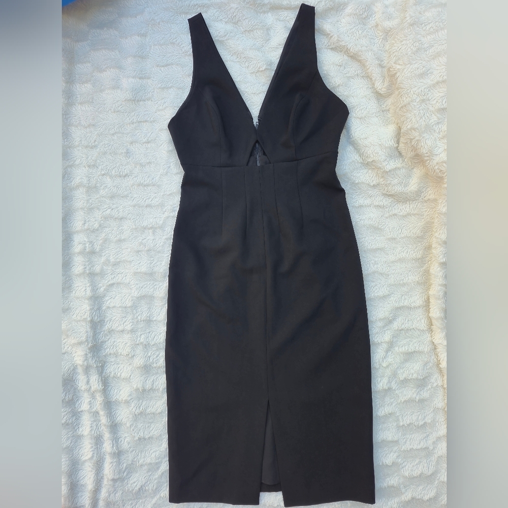 Alice‎ + Olivia Elegant Black Backless Dress